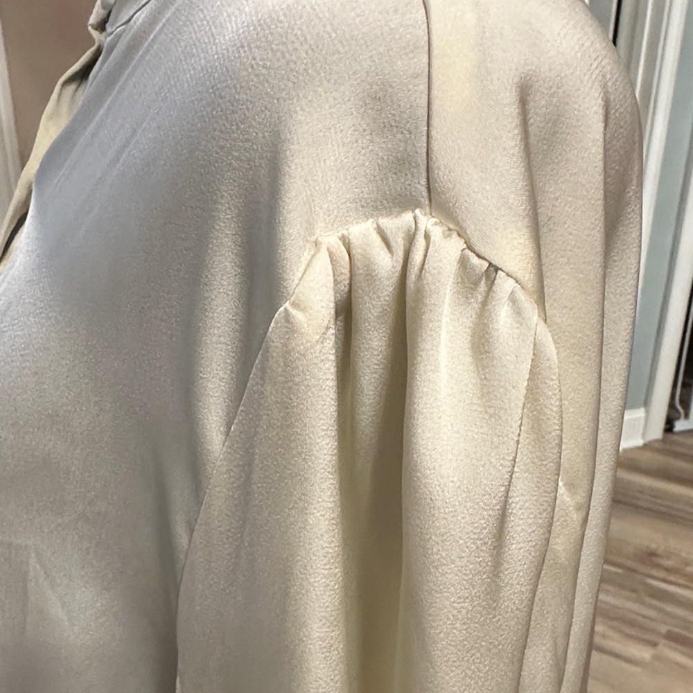 CeCe Ivory Button-Front Blouse - Picture 3 of 7